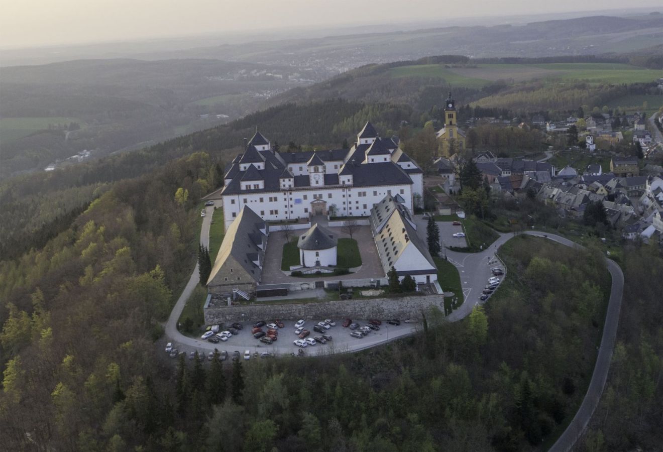 tl_files/Zeitreise/Augustusburg/AUGUSTUSBURG_neu_s1.jpg